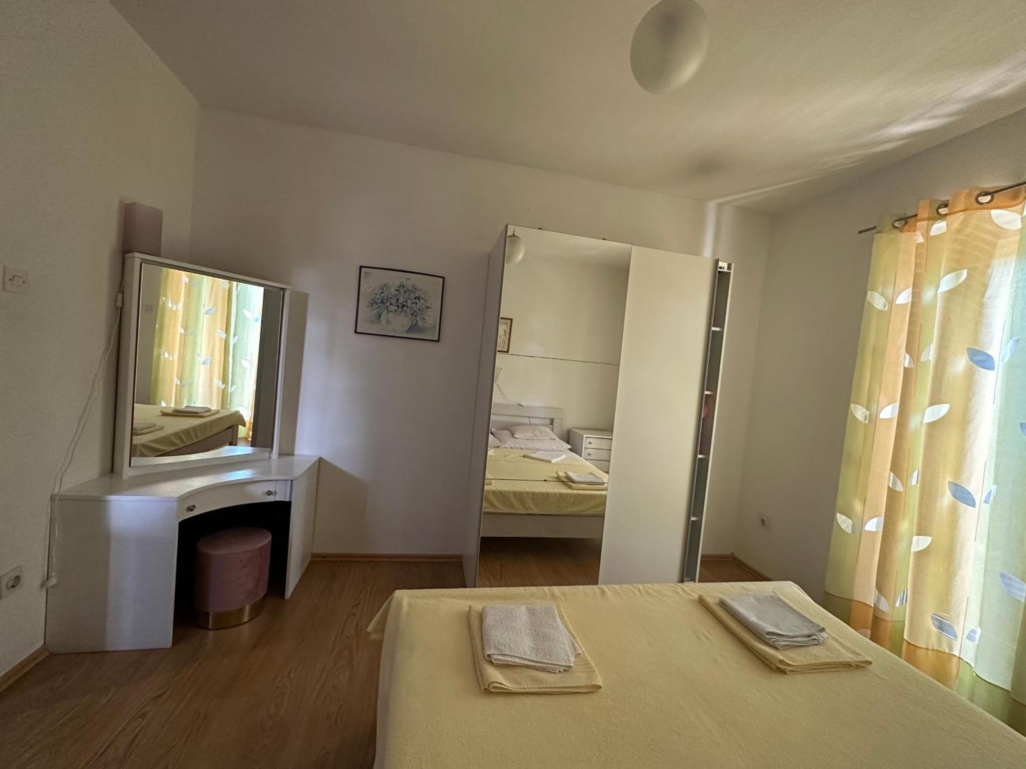 Apartmani Ira Crikvenica Exteriör bild
